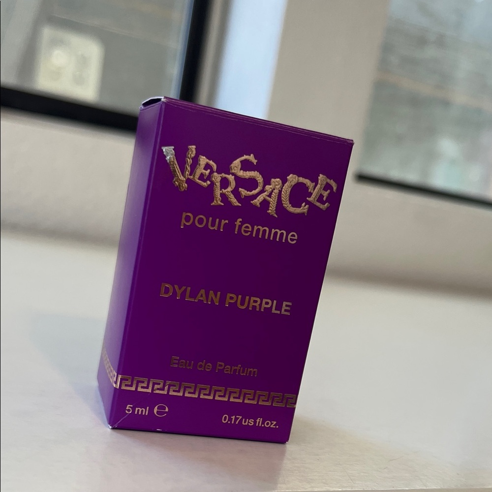 Versace Dylan Purple Pour Femme— Comes with Mini Box in Purple & Gold